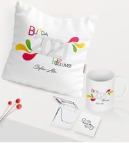 BK Gift Kişiye Özel Bu Yılda Hep Gülümse Temalı Beyaz Kupa Ayna Yastık Seti
