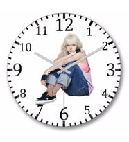 Lisa Blackpink Duvar Saati Bombeli Gercek Cam