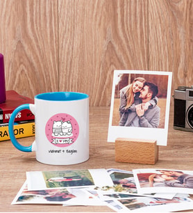 Aşık Çiftlere Özel Mavi Kupa Bardak ve Ahşap Standlı Polaroid Set