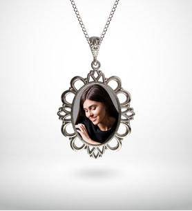 BK Gift Kişiye Özel Fotoğraflı Otantik Gümüş Yaldız Kolye Model 9