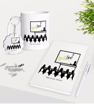 BK Gift Kişiye Özel Sınıf Öğretmeni Kupa Anahtarlık Beyaz Defter Kalem Hediye Seti-5 (Model 1)