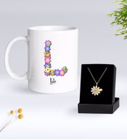 BK Gift Kişiye Özel Çiçek Temalı Harf Kupa ve Papatya Kolye Hediye Seti-14 (Model 1)