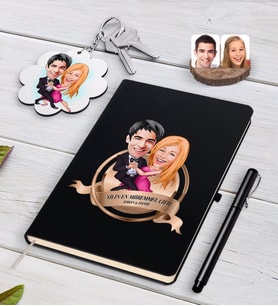 BK Gift Kişiye Özel Yılın En Mükemmel Çifti Karikatürlü Siyah Defter Kalem ve Anahtarlık Hediye Seti-13 (Model 1)