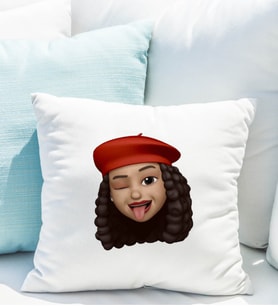 Emoji Kız Stiker Yastığı