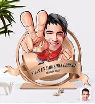 BK Gift Kişiye Özel Erkek Karikatürlü 3D Ahşap Biblo Plaket-32 (Beyaz)