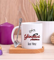 Yönetici Asistanı Ahşap Altlıklı Beyaz Kupa Bardak