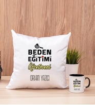 Beden Eğitimi Öğretmeni Kare Yastık ve Siyah Kupa Bardak