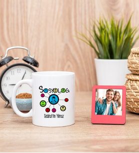 Sosyolog Beyaz Kupa Bardak ve Kırmızı Mini Fotoğraf Çerçevesi