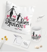 BK Gift Kişiye Özel Annem ve Ben Beyaz Kupa Ayna Yastık Seti (Model 1)