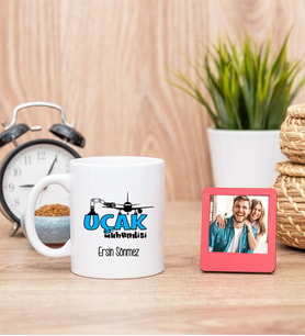 Uçak Mühendisi Beyaz Kupa Bardak ve Kırmızı Mini Fotoğraf Çerçevesi