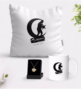 BK Gift Kişiye Özel Atatürk Temalı Beyaz Kupa Yastık ve İsimli Papatya Kolye Hediye Seti-32 (Model 1)