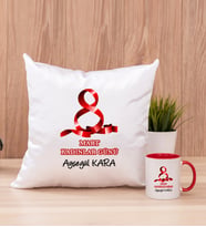 Kadınlar Günü Hediyesi  Kare Yastık ve Kırmızı Kupa Bardak
