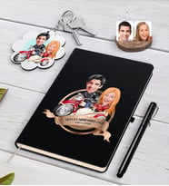 BK Gift Kişiye Özel Yılın En Mükemmel Çifti Karikatürlü Siyah Defter Kalem ve Anahtarlık Hediye Seti-12 (Model 1)