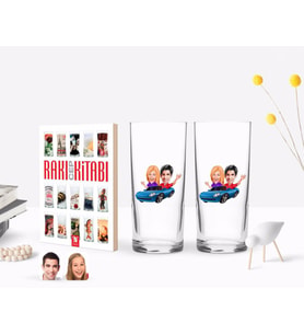 BK Gift Kişiye Özel Renkli Baskılı Sevgililer Karikatürlü İkili Rakı Bardağı ve Rakı Cep Kitabı Hediye Seti-52 (Model 1)