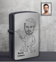 Kişiye Özel Yılbaşı Erkek Karikatürlü Siyah Benzinli Çakmak Model-10