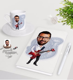 BK Gift Kişiye Özel Erkek Gitarist Karikatürlü Beyaz Defter Kalem Türk Kahvesi Fincanı Seti-2 (Model 1)