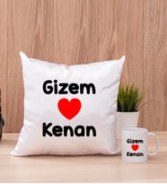 Sevgililere Özel İsim Yazılı Kare Yastık ve Beyaz Kupa Bardak
