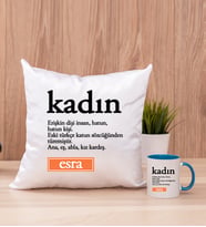 Kadın Kelime Anlamı Kare Yastık ve Mavi Kupa Bardak