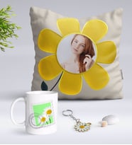 BK Gift Kişiye Özel Fotoğraflı Papatya Yastık Kupa ve Gold Papatya Anahtarlık-10 (Model 1)