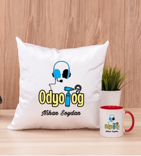 Odyolog Kare Yastık ve Kırmızı Kupa Bardak