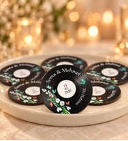 İsme Özel Ahşap Plak Magnet Söz Nişan Hatırası (Siyah)