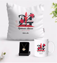BK Gift Kişiye Özel Öğretmenler Gününüz Kutlu Olsun Beyaz Kupa Yastık ve İsimli Papatya Kolye Hediye Seti-1 (Model 1)