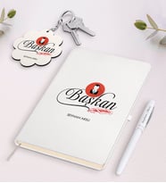 BK Gift Kişiye Özel Başkan Beyaz Defter Kalem Ve Anahtarlık Hediye Seti-2 (Model 1)