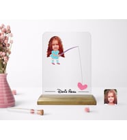 BK Gift Kişiye Özel Kız Çocuk Karikatürlü Ahşap Standlı Çerçeve-13 (Beyaz)
