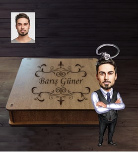 Kişiye Özel Patron Karikatürlü  Ahşap Anahtarlık Kutulu Bay-22
