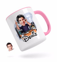 BK Gift Kişiye Özel Erkek Radyocu Karikatürlü Pembe Kupa Bardak-1