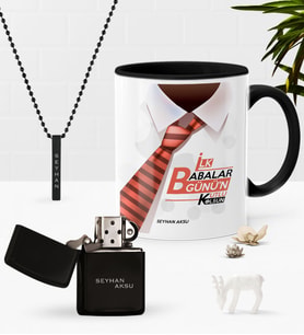 BK Gift Kişiye Özel İlk Babalar Günün Kutlu Olsun Siyah Kupa Çakmak Kolye Seti-4 (Model 1)