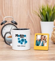 Makine Teknikeri Siyah Kupa Bardak ve Sarı Mini Fotoğraf Çerçevesi