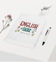KBK Gift Kişiye Özel İngilizce Öğretmeni Temalı Beyaz Defter Kalem Hediye Seti - 5