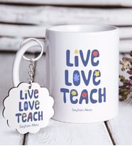 BK Gift Kişiye Özel Yaşa Sev Öğret Beyaz Kupa ve Anahtarlık Hediye Seti-1 (Model 1)