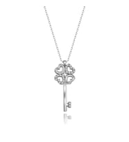 Gümüş Swarovski Taşlı Yonca Kalp Anahtar Kolye Sertifikalı Qr Kod