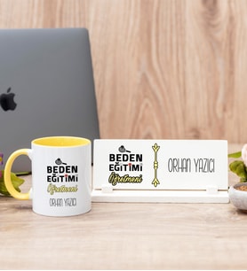 Beden Eğitimi Öğretmeni Sarı Kupa Bardak Ve Masa İsimliği Hediye Seti