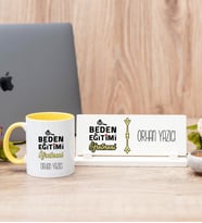 Beden Eğitimi Öğretmeni Sarı Kupa Bardak Ve Masa İsimliği Hediye Seti
