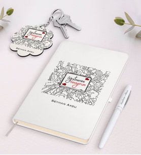 BK Gift Kişiye Özel Öğretmenimi Seviyorum Beyaz Defter Kalem ve Anahtarlık Hediye Seti-1 (Model 1)