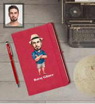 Kişiye Özel Erkek Karikatürlü  Kırmızı Defter Kalem Hediye Seti Model-9