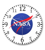 Nasa Logosu Duvar Saati Bombeli Gercek Cam