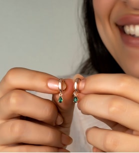 Else Silver Zümrüt Renk Damla Tek Taşlı Gümüş Halka Küpe