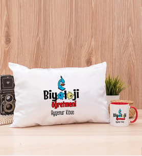 Biyoloji Öğretmeni Dikdörtgen Yastık ve Kırmızı Kupa Bardak