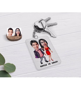 BK Gift Kişiye Özel Sevgililer Karikatürlü Şeffaf Pleksi Anahtarlık-4 (Beyaz)