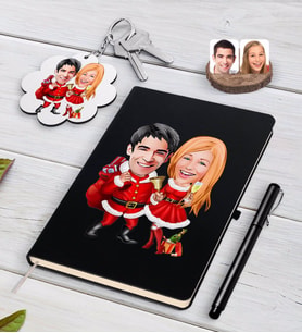 BK Gift Kişiye Özel Yeni Yıl Sevgililer Karikatürlü Siyah Defter Kalem ve Anahtarlık Hediye Seti-3 (Model 1)