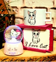 Sweet Cat Işıklı Kar Küresi Ve Sevimli Kedi Kupa Arkadaşa Hediye