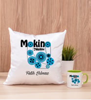 Makine Teknikeri Kare Yastık ve Yeşil Kupa Bardak