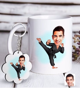 BK Gift Kişiye Özel Erkek Karateci Karikatürlü Beyaz Kupa ve Anahtarlık Hediye Seti-1 (Model 1)