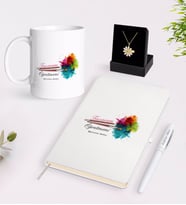 BK Gift Kişiye Özel Tasarım Öğretmeni Beyaz Kupa Defter Kalem ve İsimli Papatya Kolye Hediye Seti-2 (Model 1)