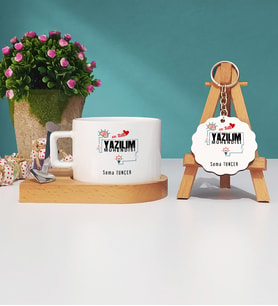 Mesajlı Yazılım Mühendisi Tasarımlı Kişiye Özel Hediye Yazılım Mühendisi Ahşap Altlıklı Fincan ve Anahtarlık Hediye Seti