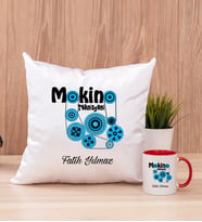 Makine Teknisyeni Kare Yastık ve Kırmızı Kupa Bardak